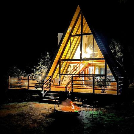 Chale Recanto - Ofuro, Banheira, Vista, Cachoeira E Lago Alexania Ngoại thất bức ảnh